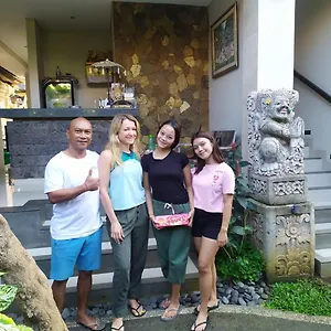 threewin-homestay.ubudhotelsnow.com/